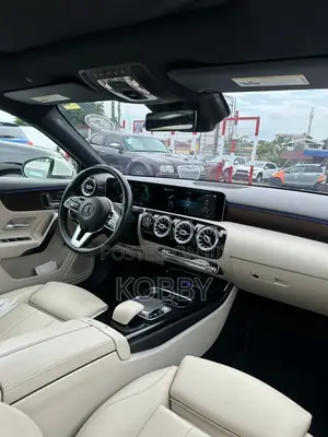 Mercedes-Benz 220 2019 White