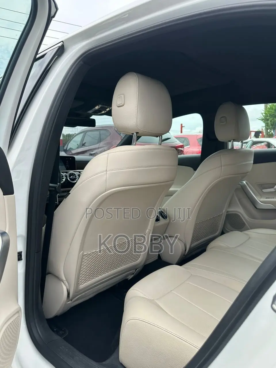 Mercedes-Benz 220 2019 White