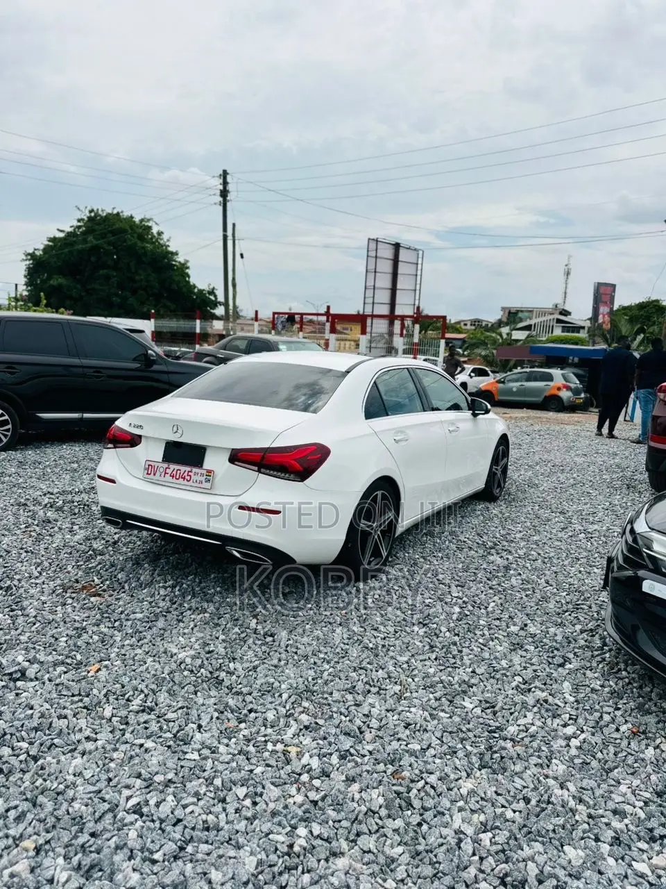 Mercedes-Benz 220 2019 White