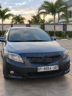 Toyota Corolla 2010 Silver