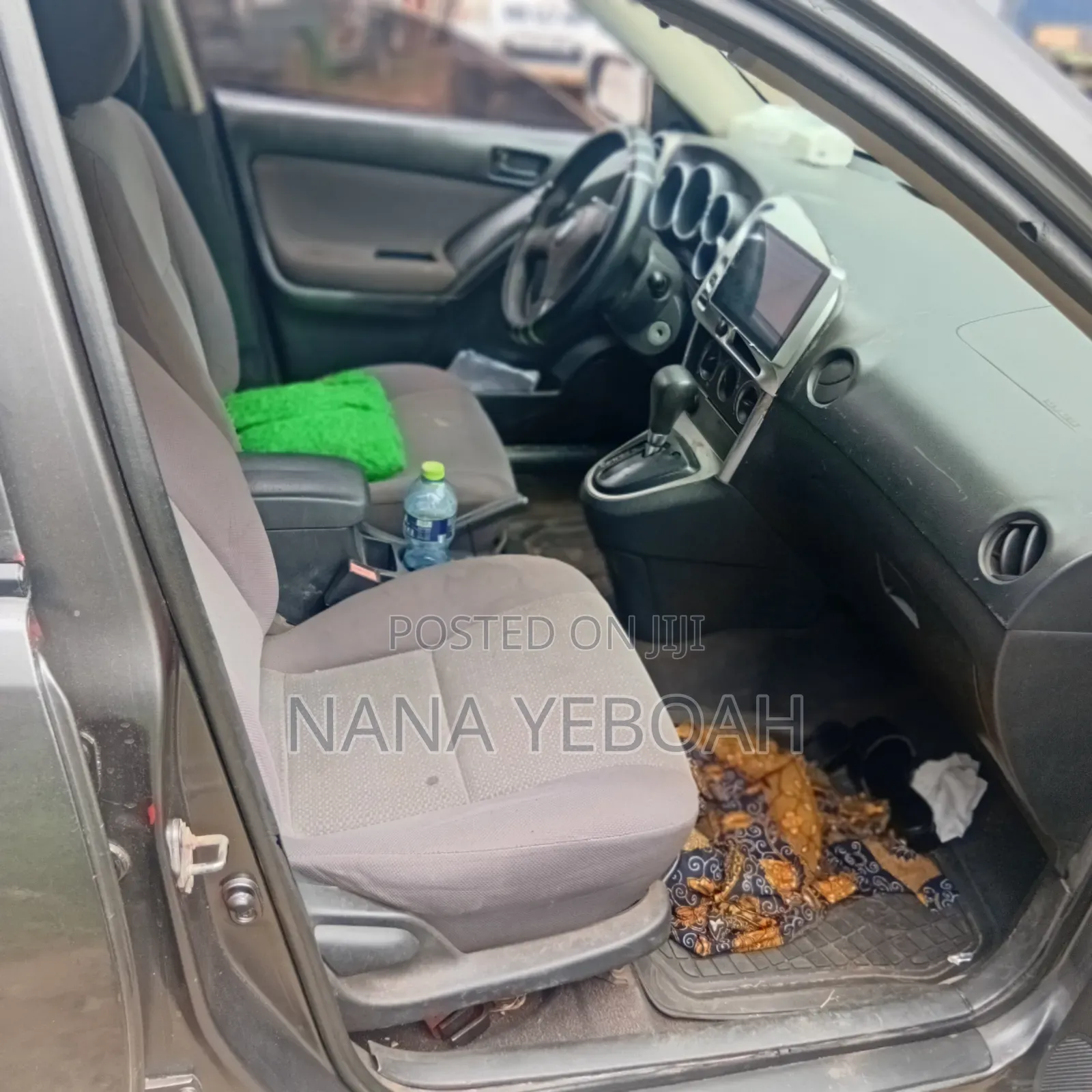Toyota Matrix 2010 Gray