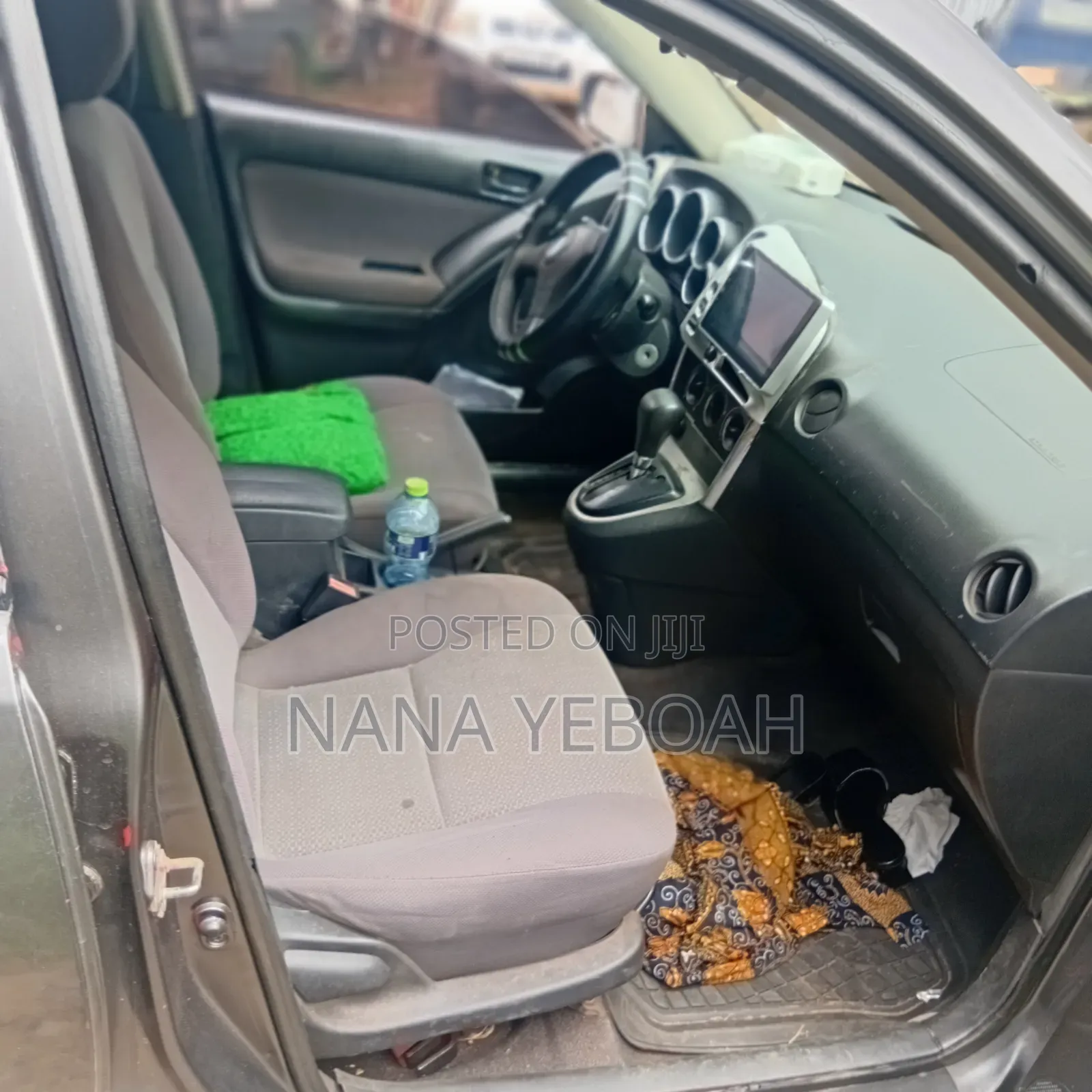 Toyota Matrix 2010 Gray