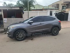 Honda HR-V 4dr SUV (1.5L 4cyl CVT) 2016 Gray
