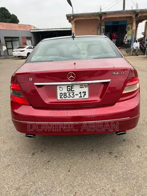 Mercedes-Benz C300 2010 Red