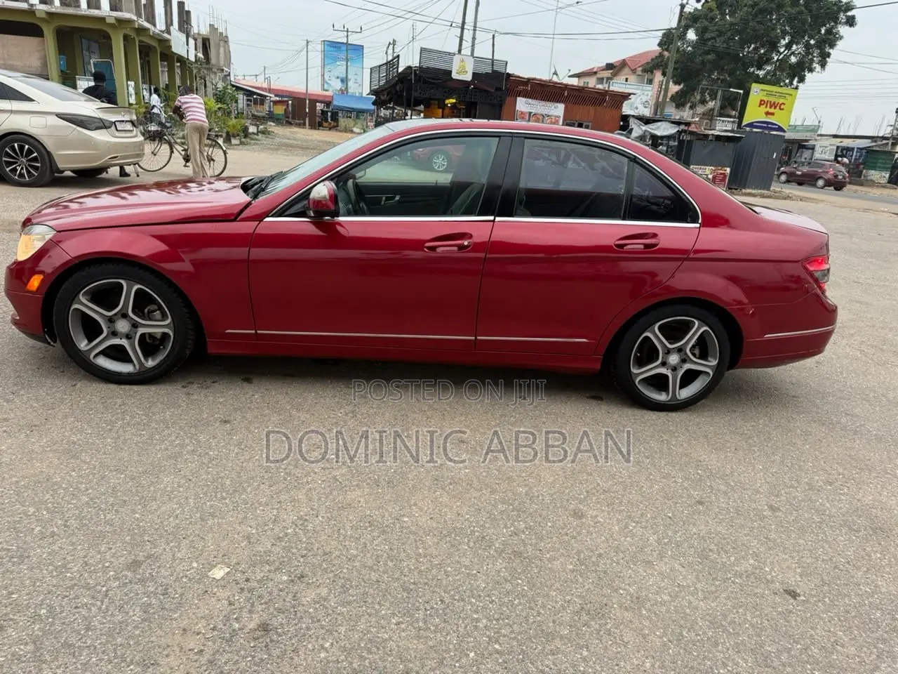 Mercedes-Benz C300 2010 Red