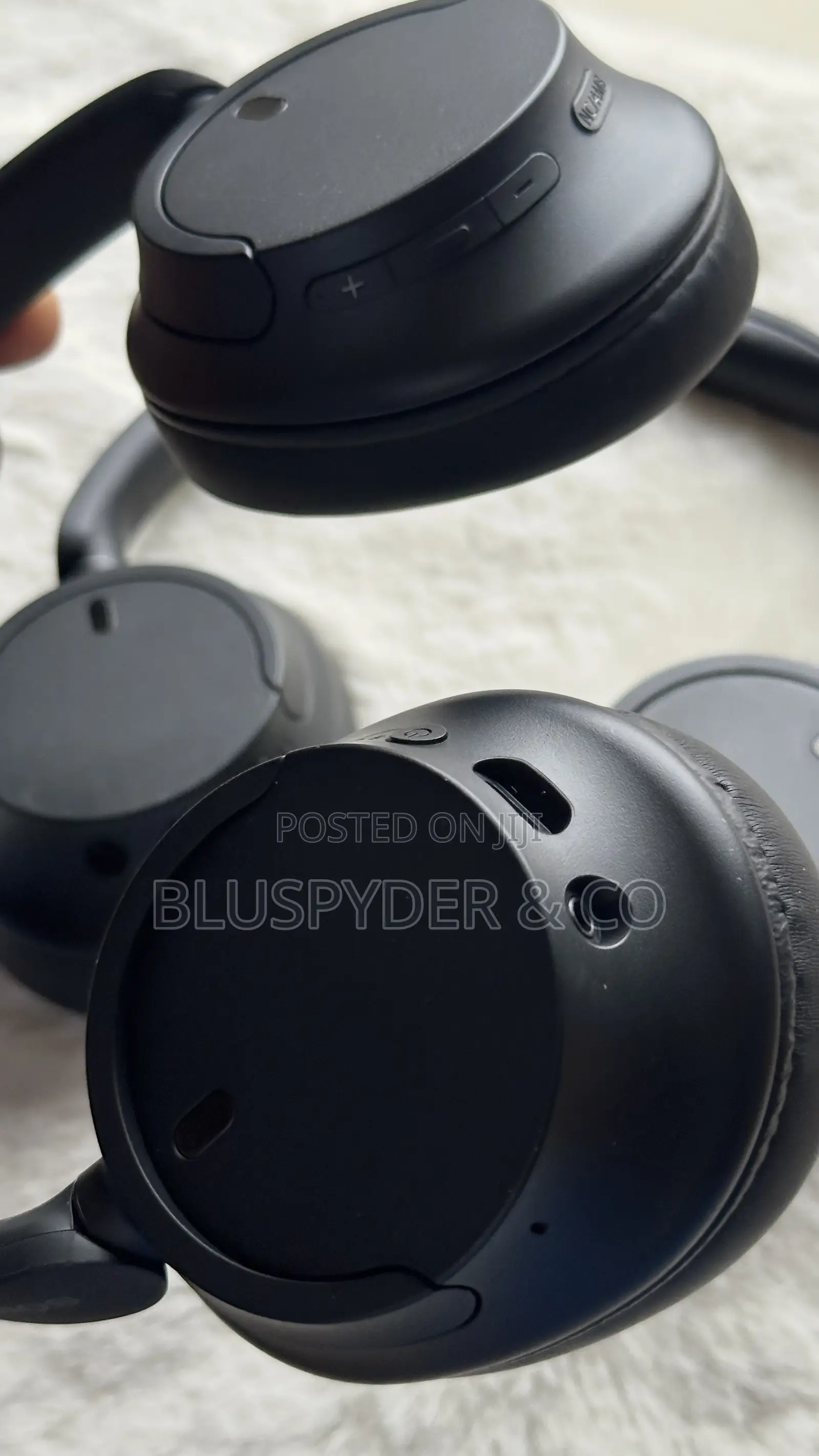 Sony WH-CH720n Noise Cancelling Headphones - Black