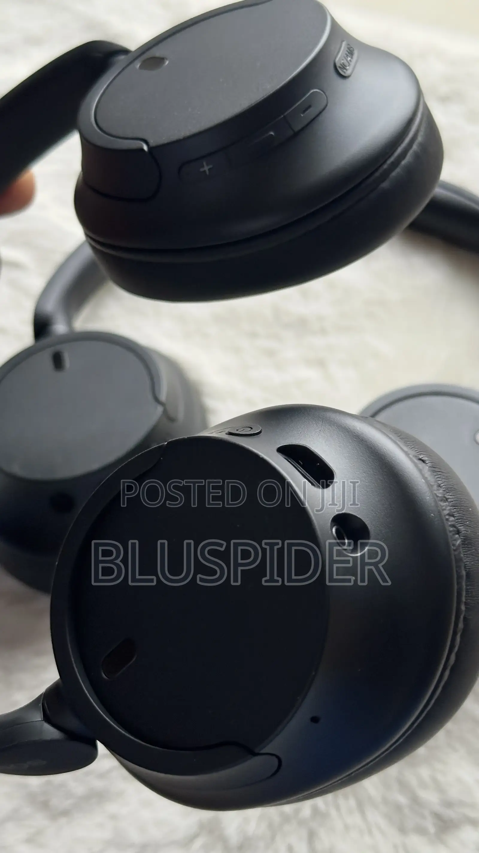 Sony WH-CH720n Noise Cancelling Headphones - Black