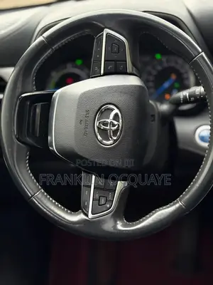 Toyota Highlander XLE 2022 White