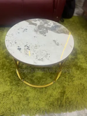 Round Center Table
