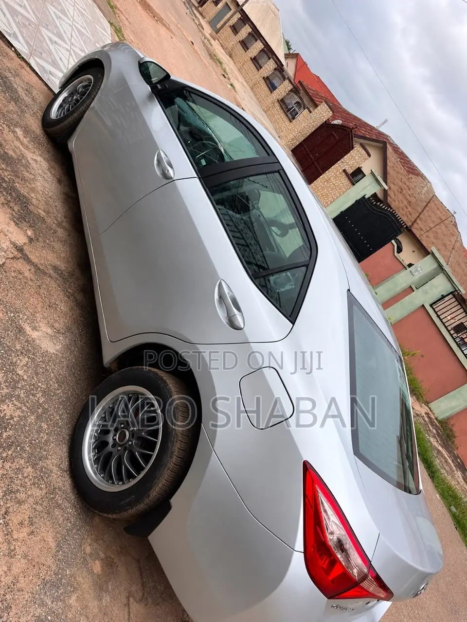 Toyota Corolla 2017 Silver