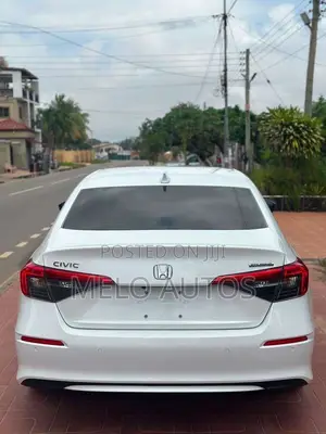 Honda Civic Touring 2022 White
