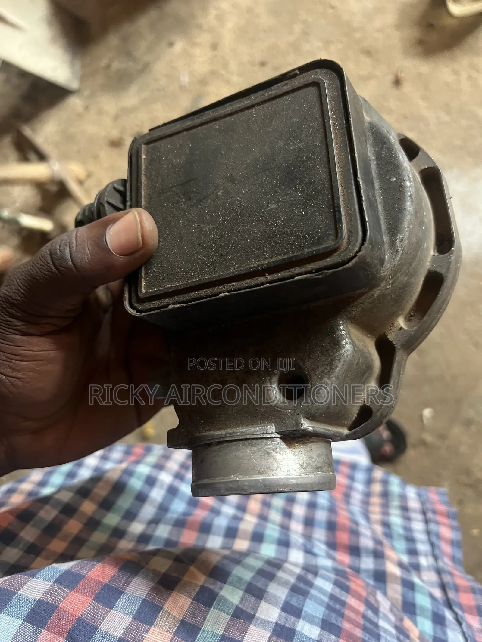BMW E36 (Barcelona) Alternator and Mass Airflow Meter