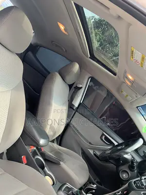 Hyundai Elantra Limited 4dr Sedan (1.8L 4cyl 6A) 2014 White