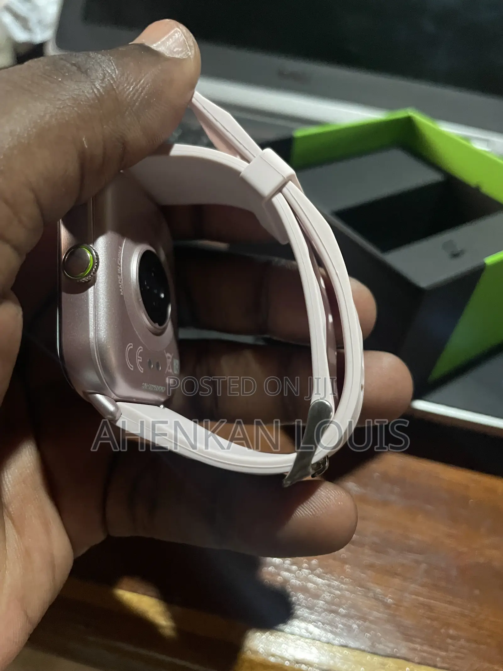 Oraimo Watch 5 2.01" HD Panda Glass