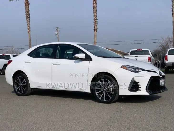 Toyota Corolla 2017 White