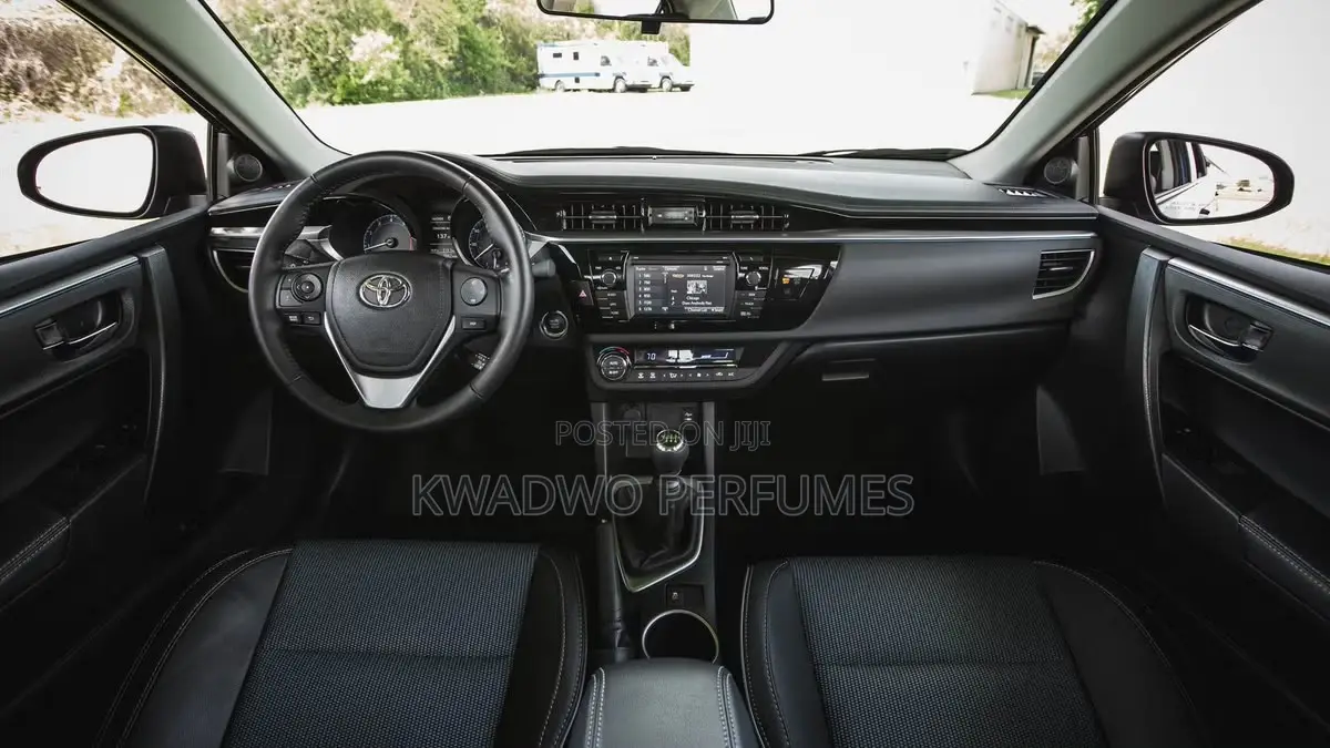 Toyota Corolla 2017 White