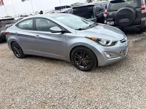 Hyundai Elantra SE Sedan FWD (1.8L 4cyl 6A) 2016 Gray