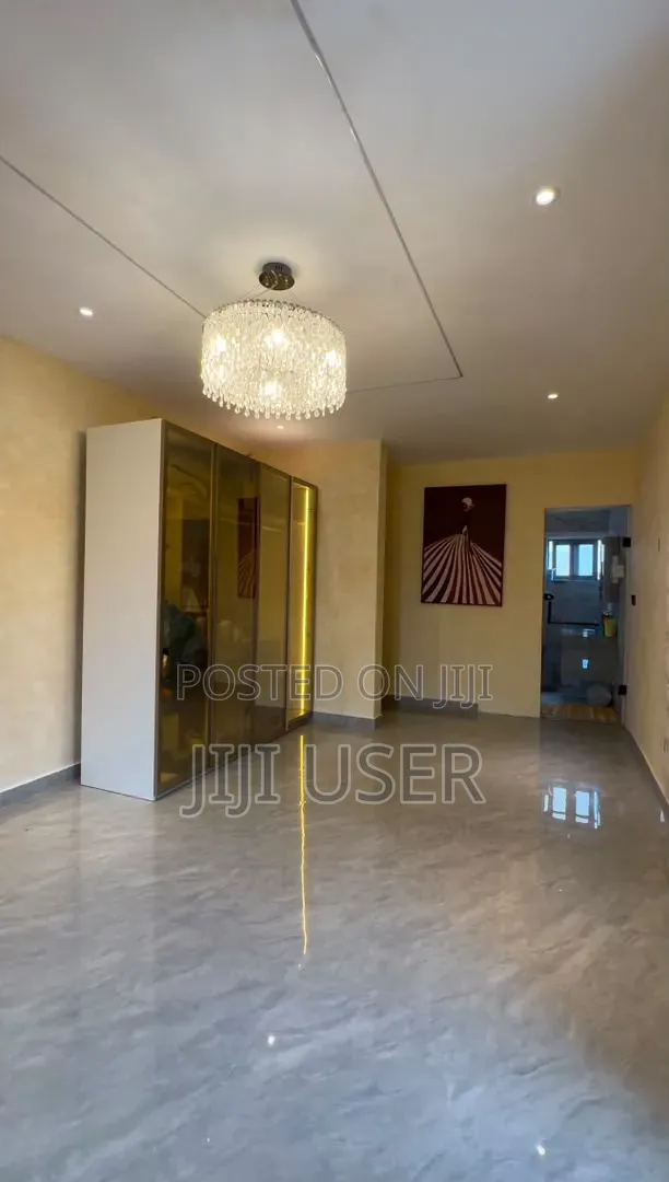 3bdrm House in Bushroad, Accra Metropolitan for sale