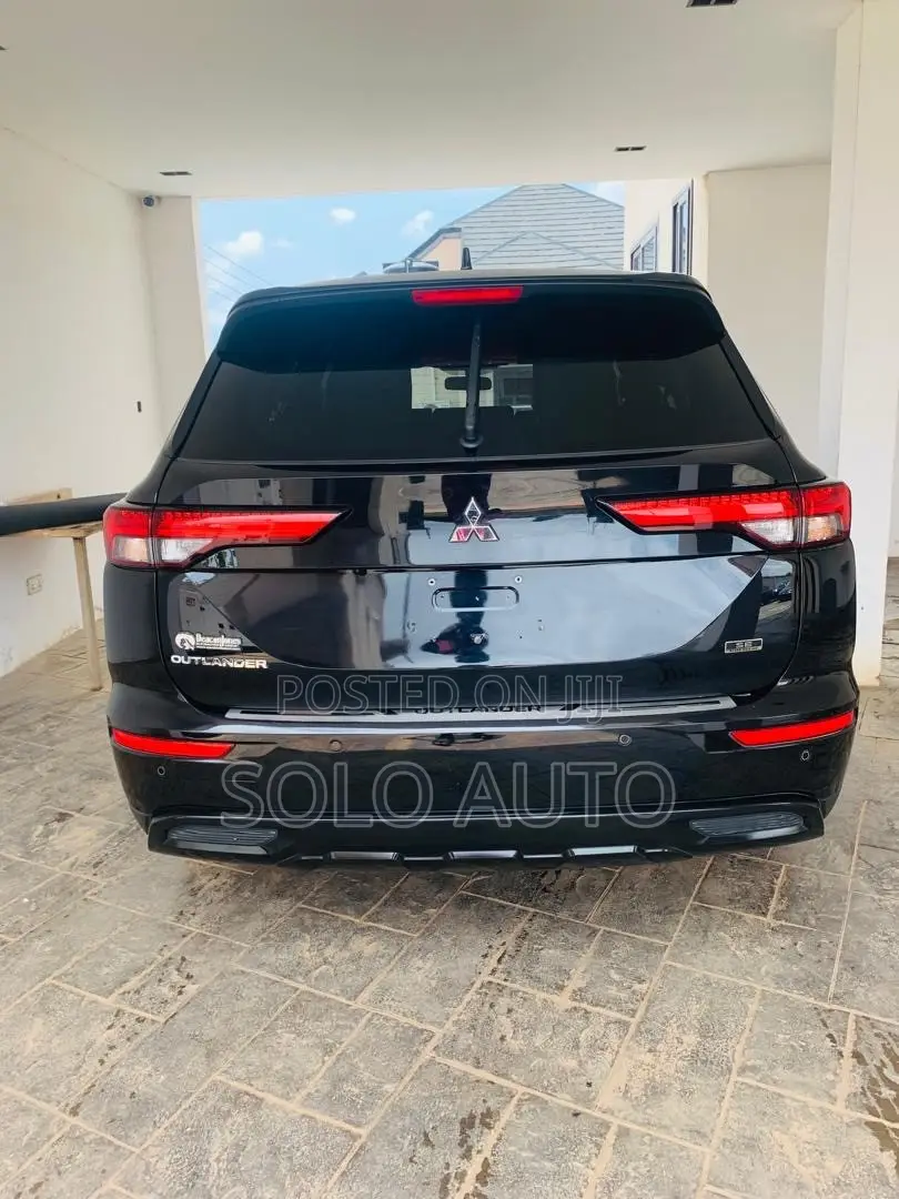 Mitsubishi Outlander SE Black Edition 2023 Black