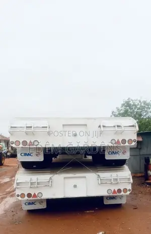 Brand New 3 Axles Lowbed Trucks for Sale