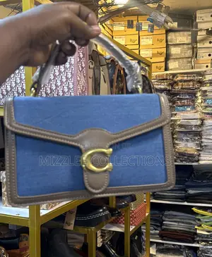 Quality Ladies Coach Bag Fully Boxed