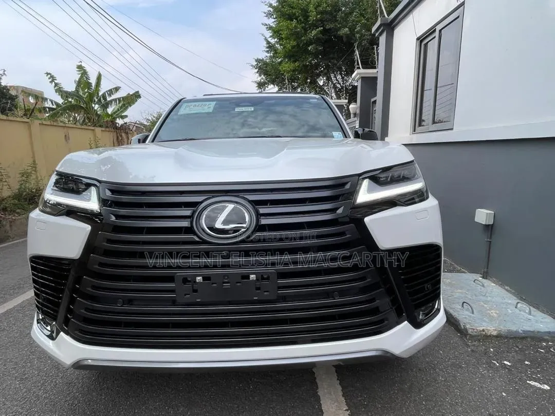 Lexus LX 500d 2026 White