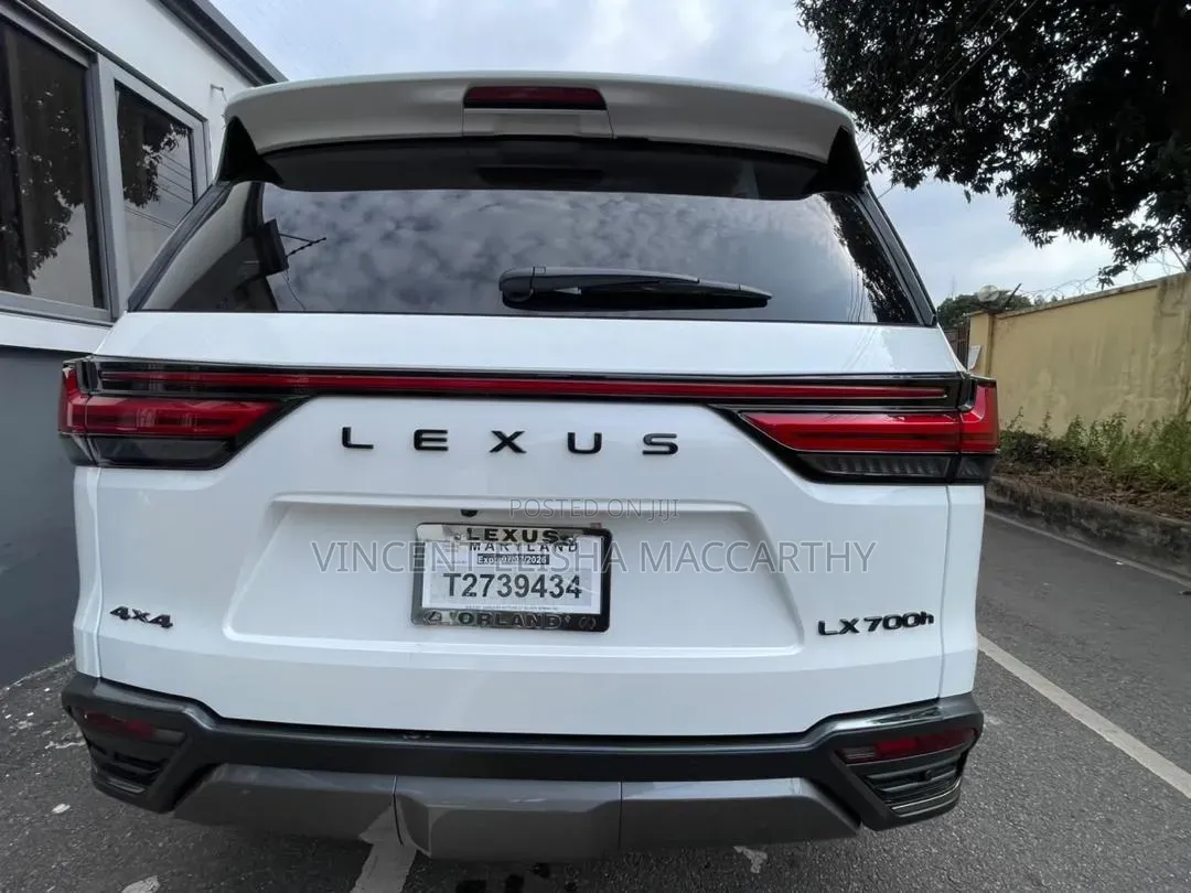 Lexus LX 500d 2026 White