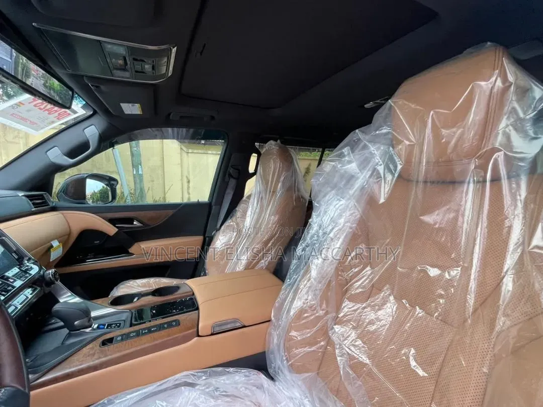 Lexus LX 500d 2026 White