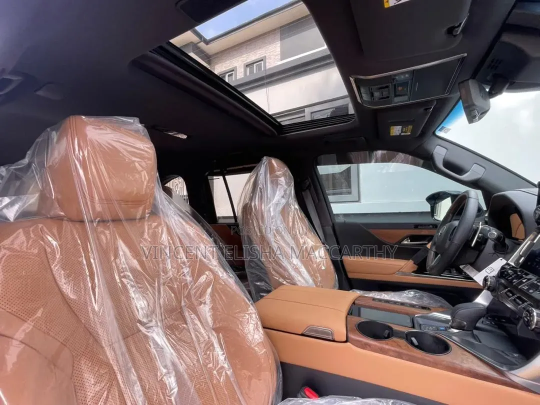 Lexus LX 500d 2026 White