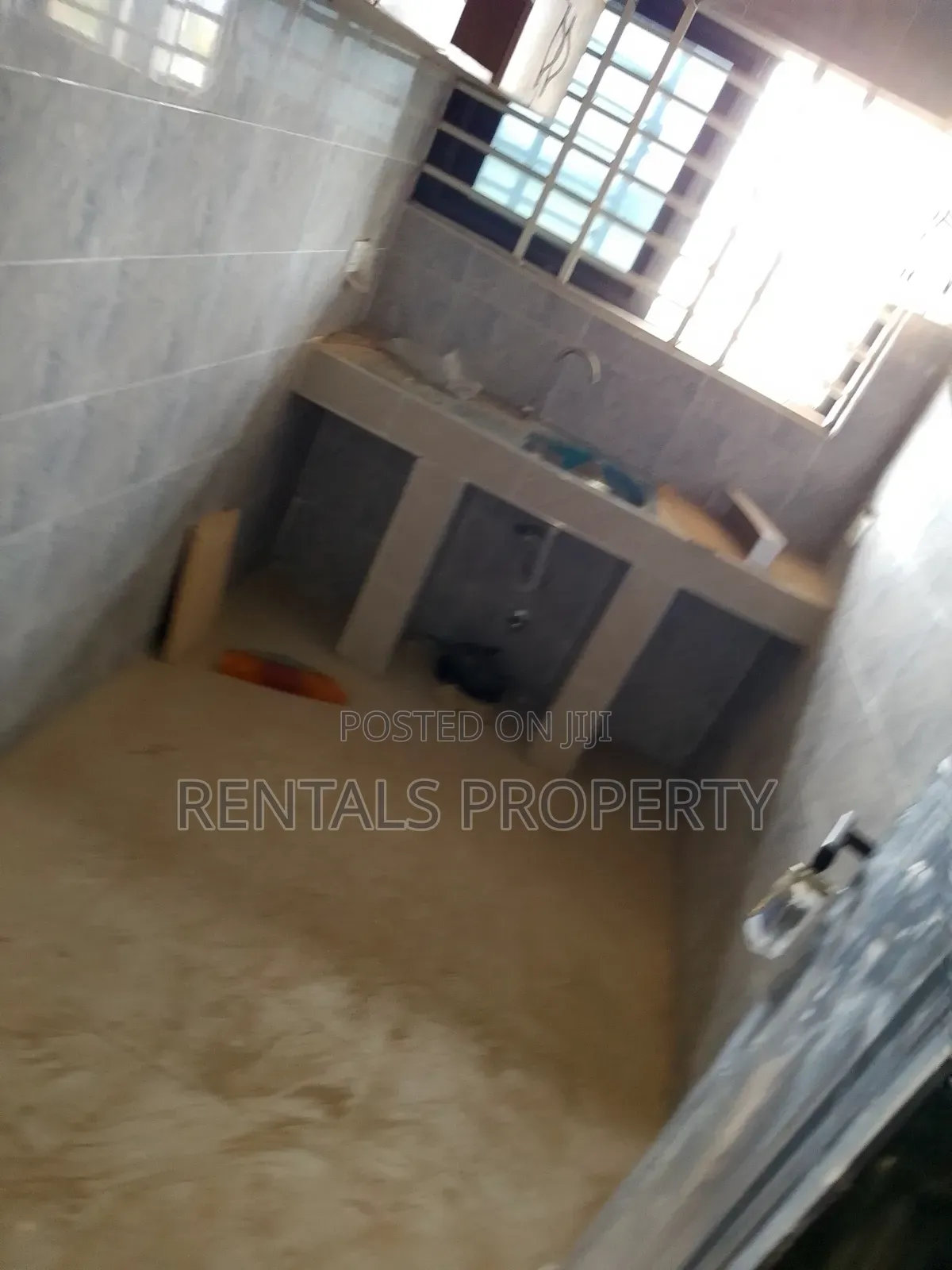 1bdrm Apartment in Penteng, Barrier for rent