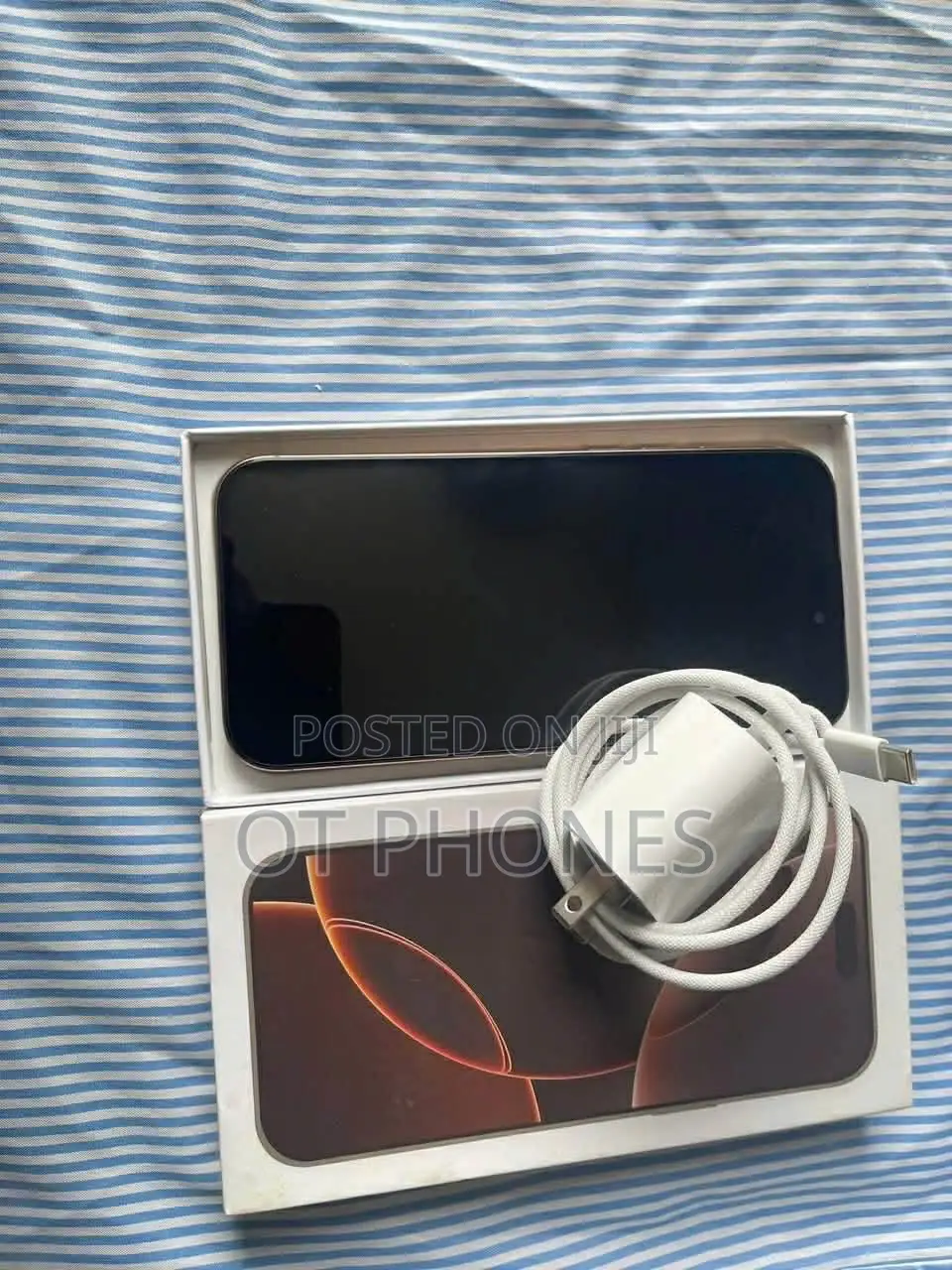 Apple iPhone 16 Pro Max 256 GB Gold