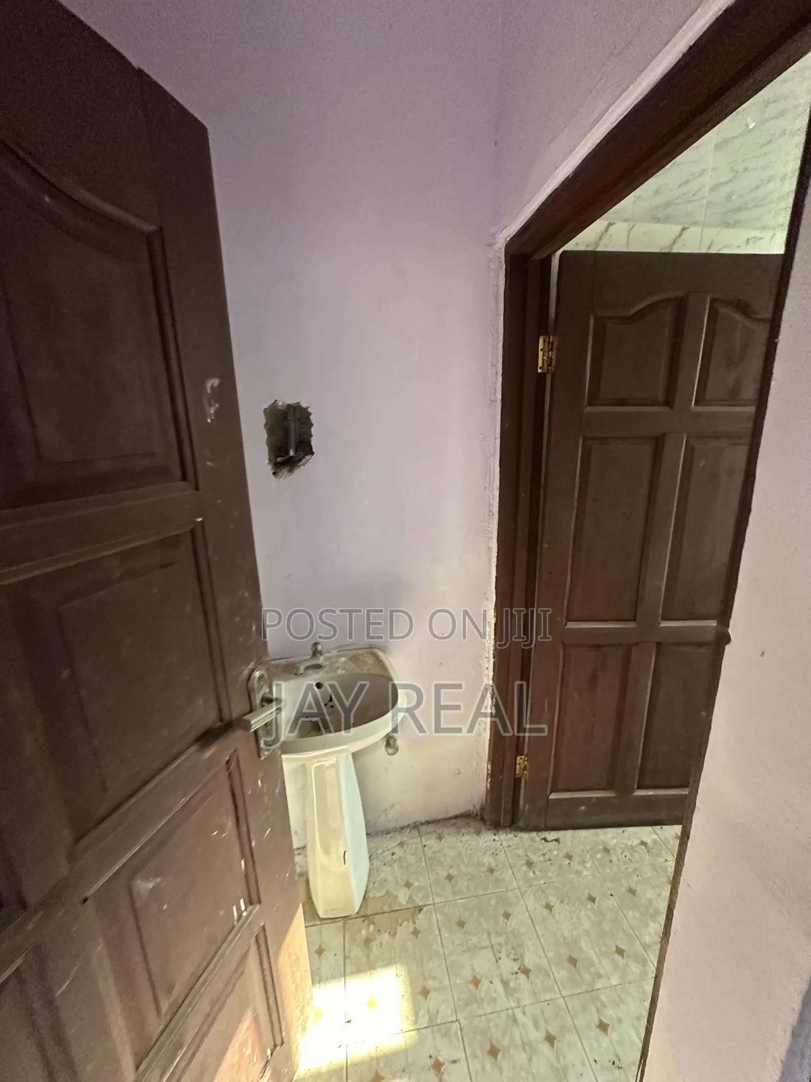 3bdrm Apartment in Jay Real Estate, Kasoa for rent