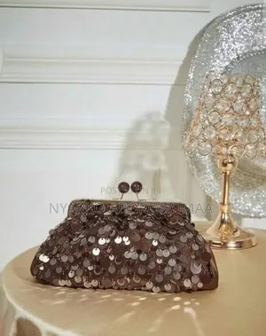 Classy Elegant Statement Clutch Bag