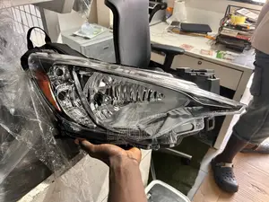 Toyota Yaris IA 2016,2017,2018,2019,2020Headlight