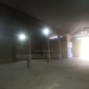 500 SQM Warehouse for Rent at Spintex