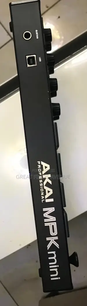 Akai MPK Mini Iii