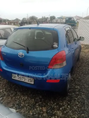 Toyota Vitz 2010 Blue