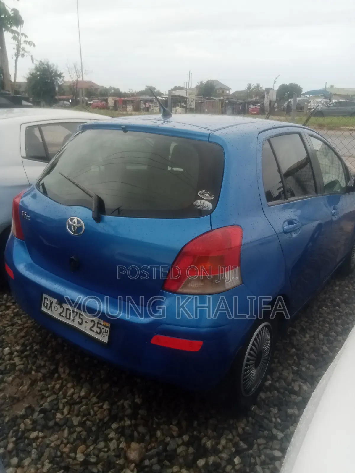 Toyota Vitz 2010 Blue