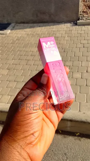 Romantic Matt Magic Lip Oil