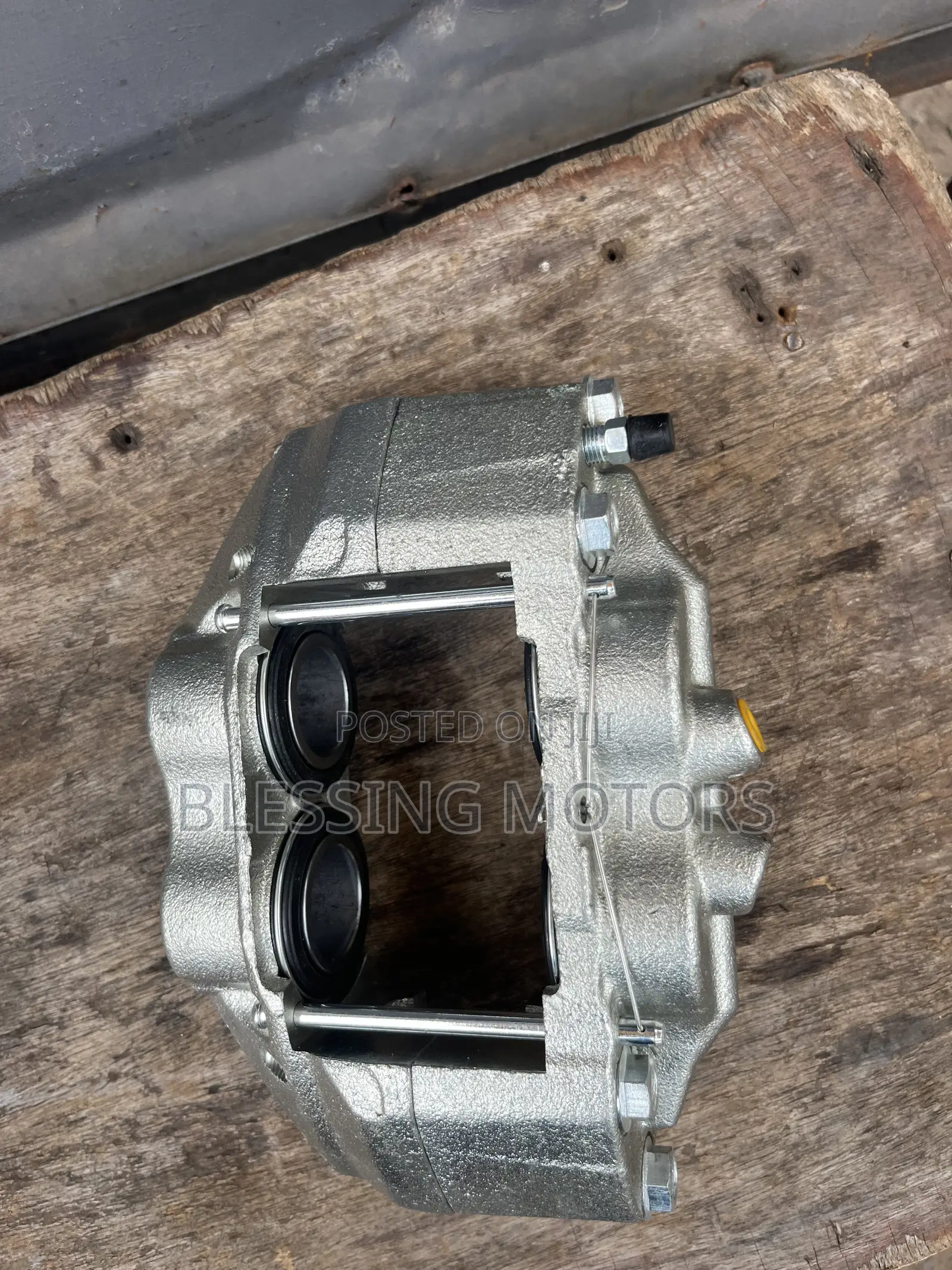 Brake Discs Calipers for Toyota Hilux