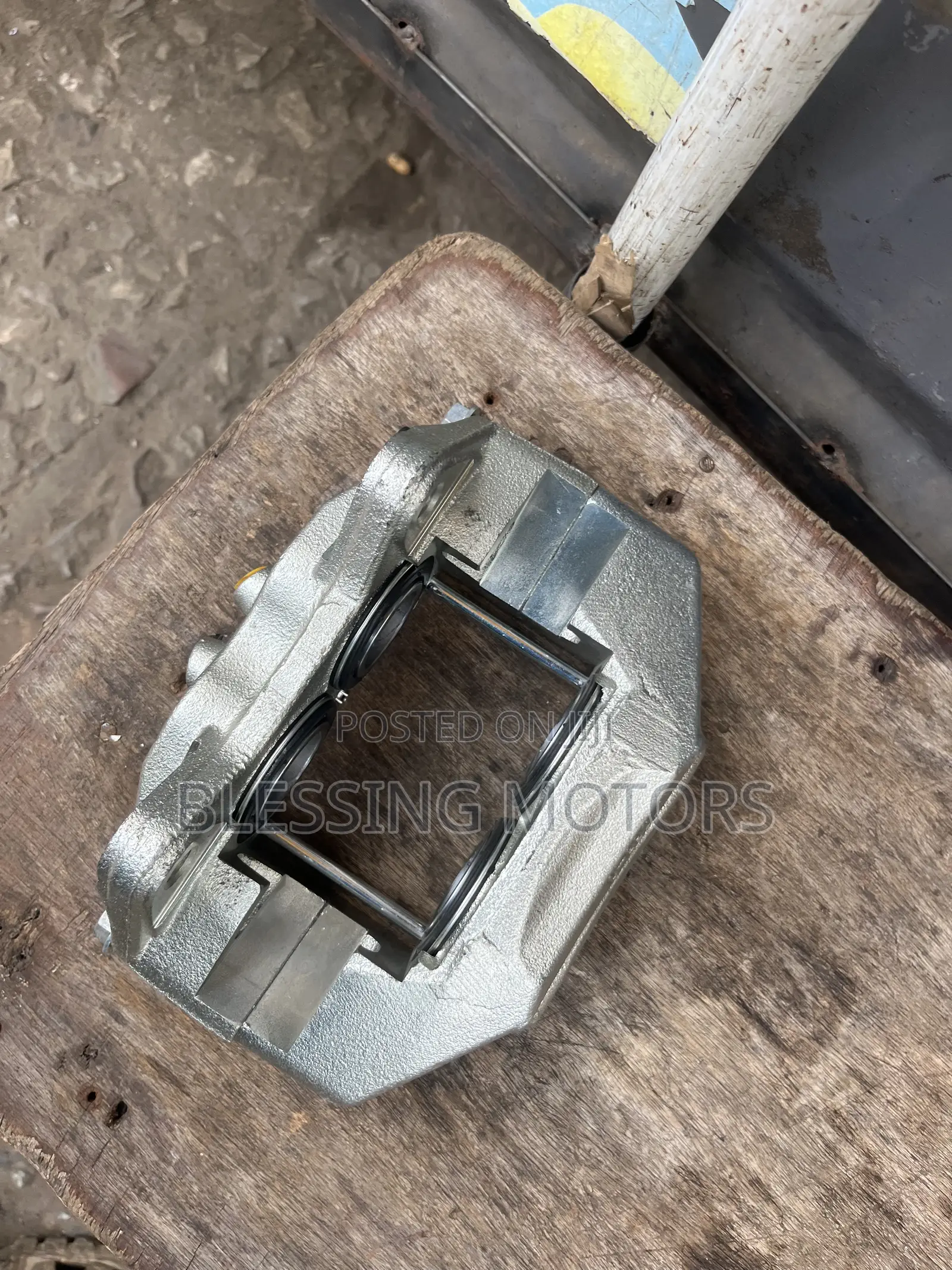 Brake Discs Calipers for Toyota Hilux