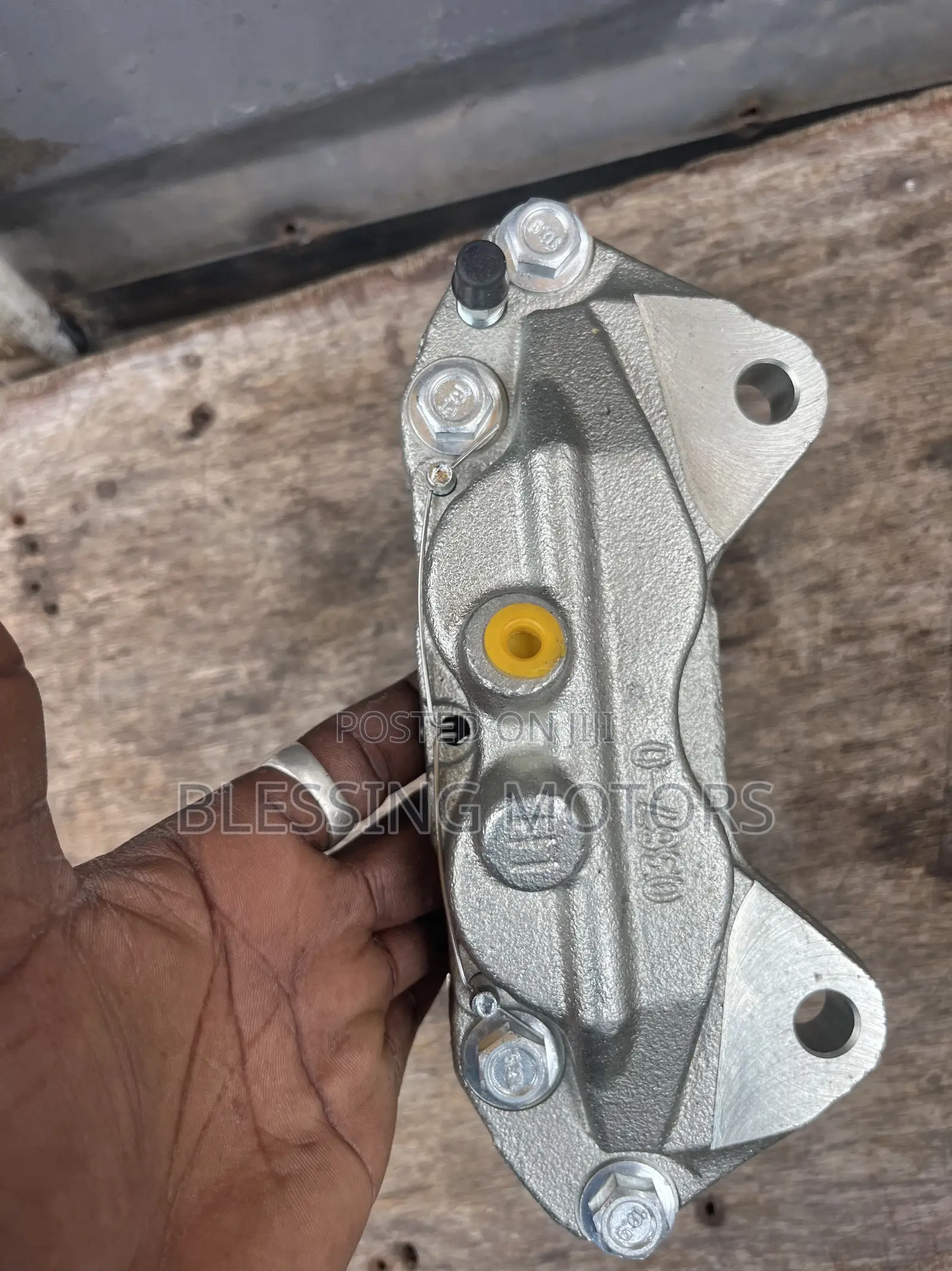 Brake Discs Calipers for Toyota Hilux