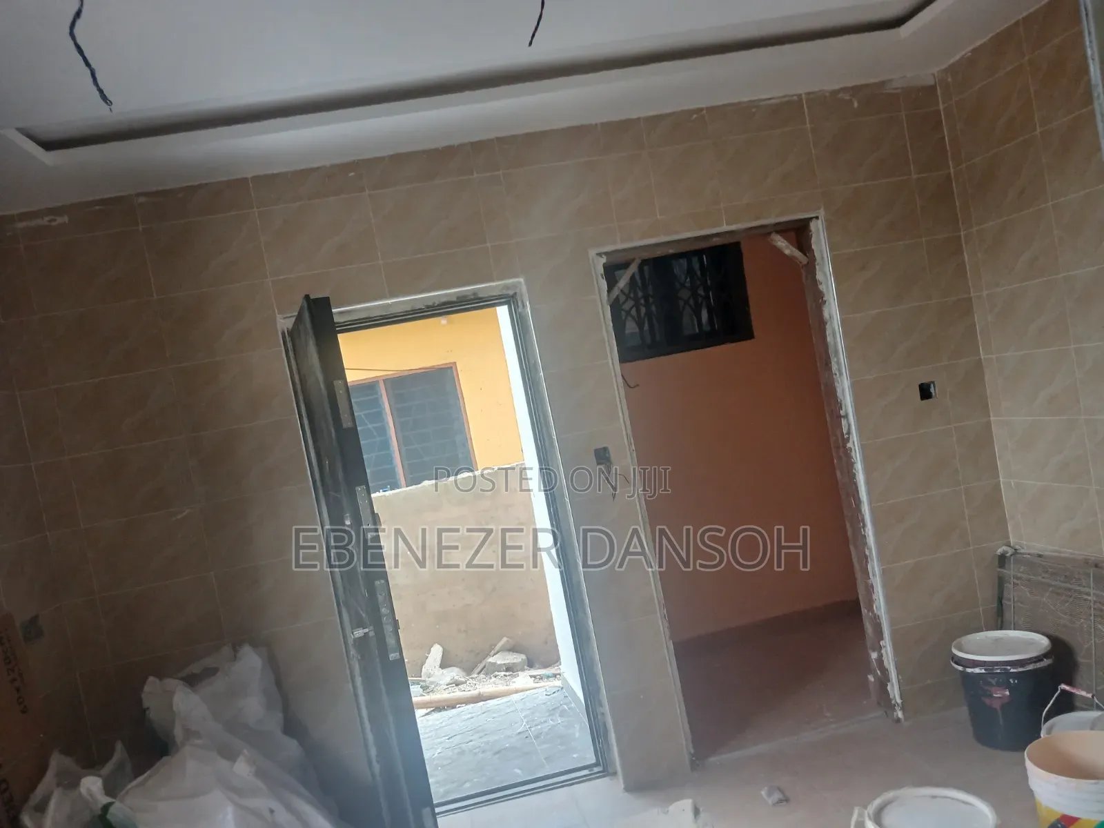 3bdrm Apartment in Kofi Annan, Ledzokuku-Krowor for rent