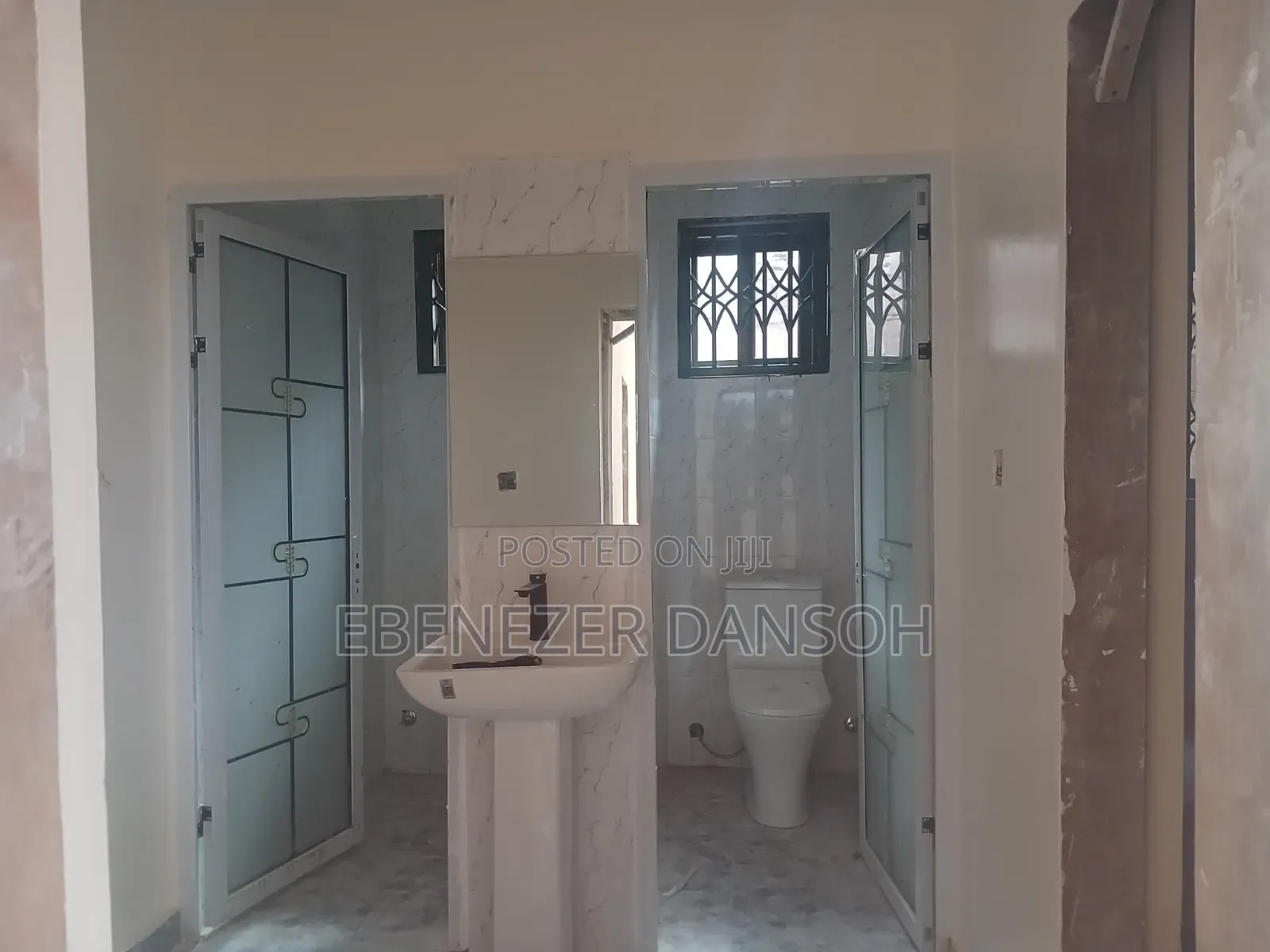 3bdrm Apartment in Kofi Annan, Ledzokuku-Krowor for rent