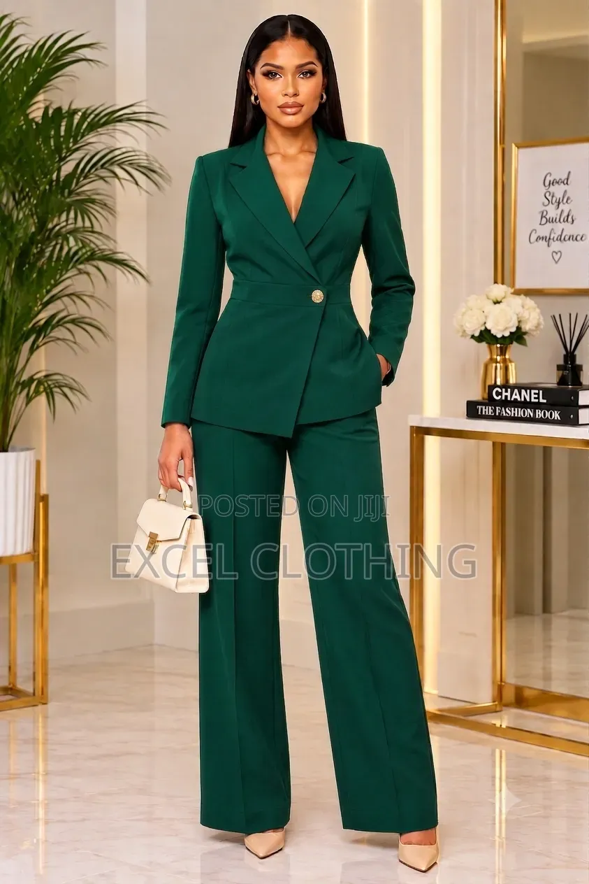 Elegant Women Blazer Suit Set