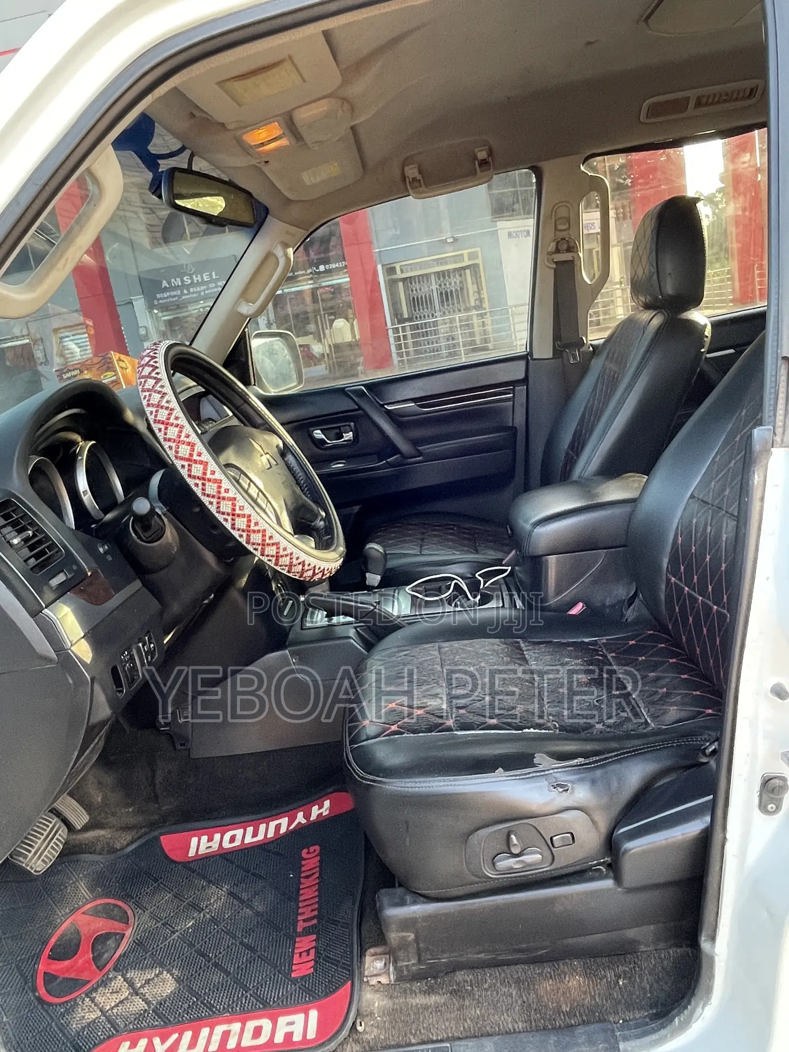 Mitsubishi Pajero 2010 White