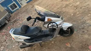 Yamaha Majesty 2022 Silver