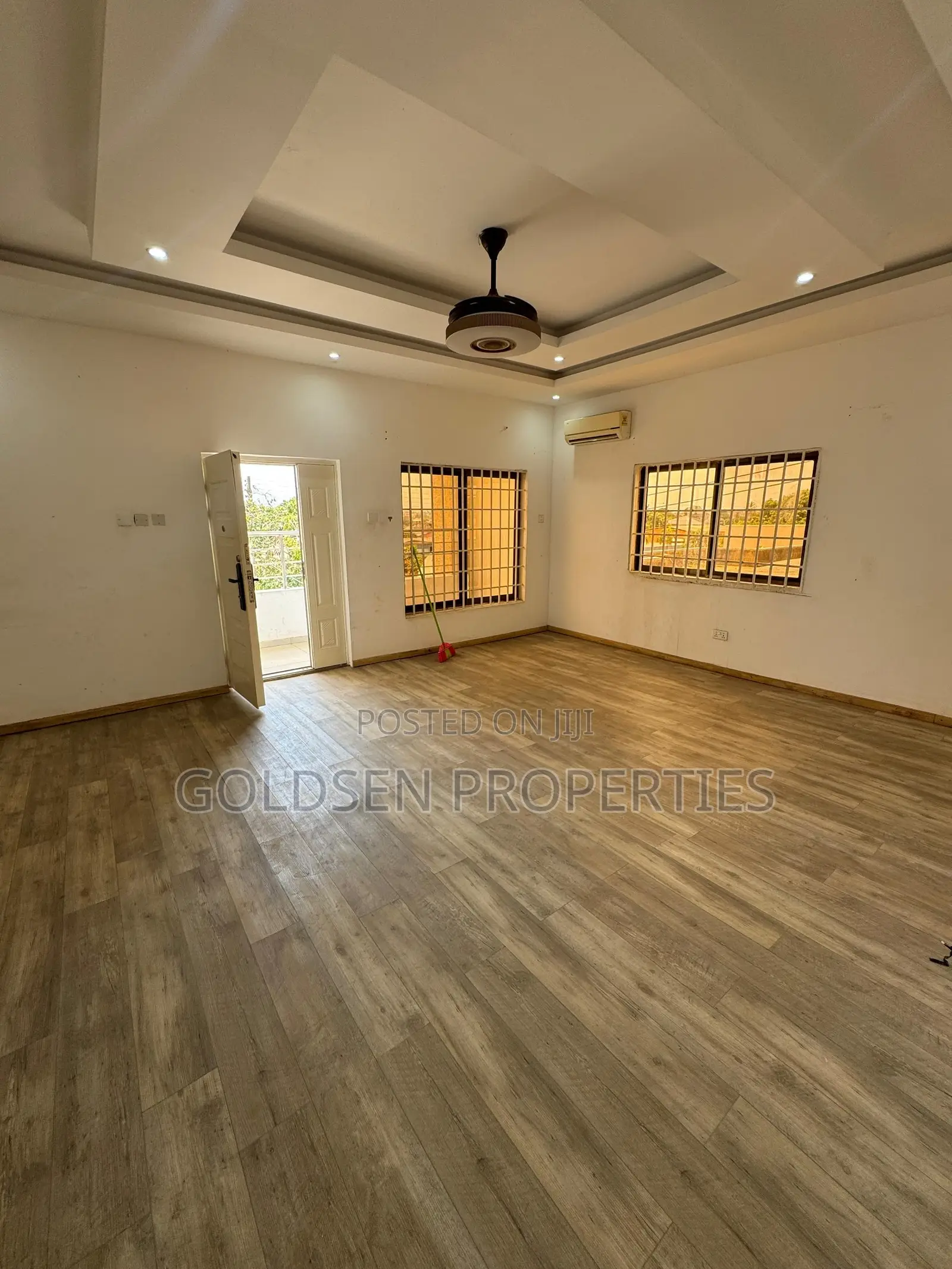3bdrm Apartment in Mile 7 for rent