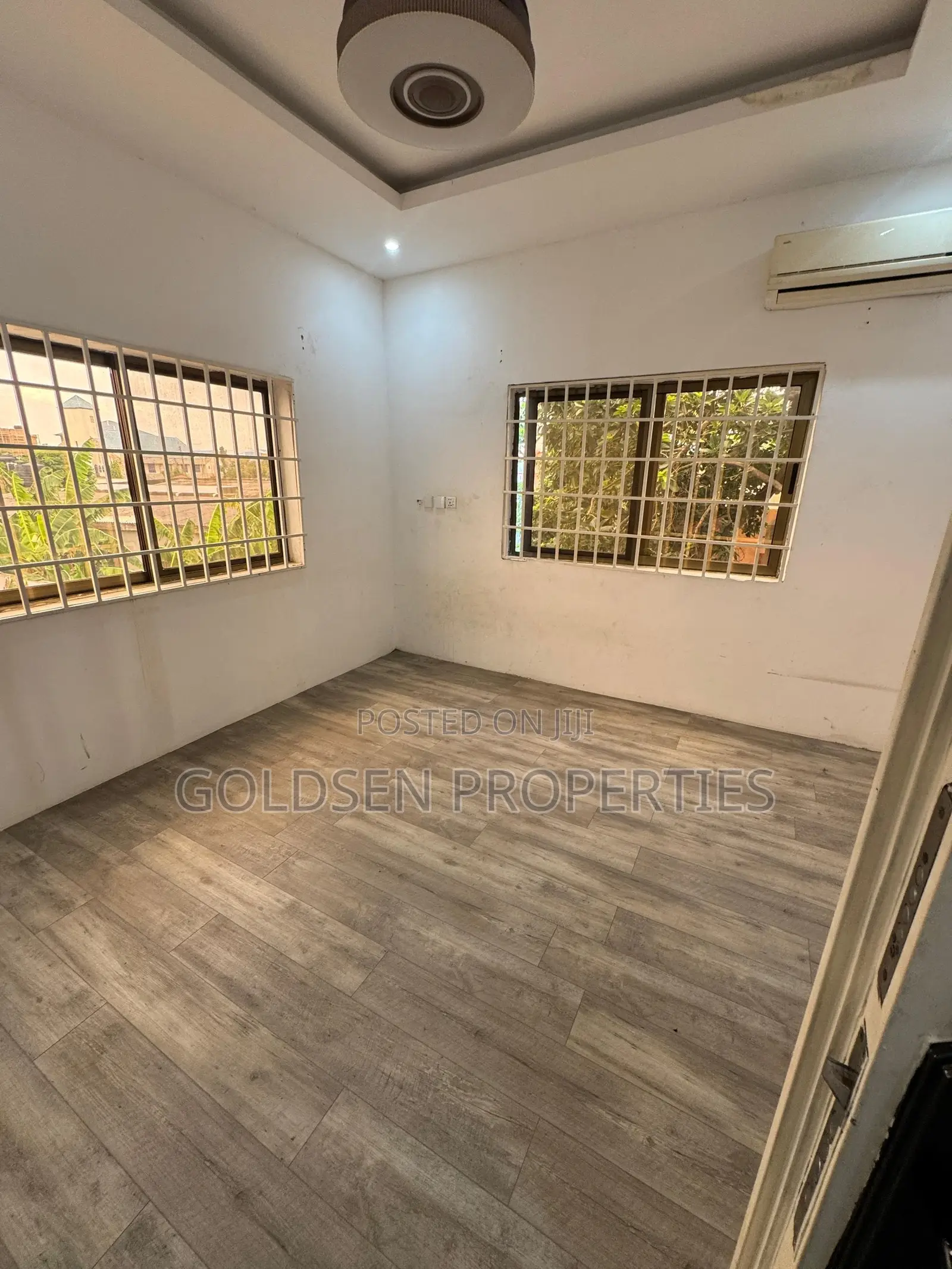 3bdrm Apartment in Mile 7 for rent
