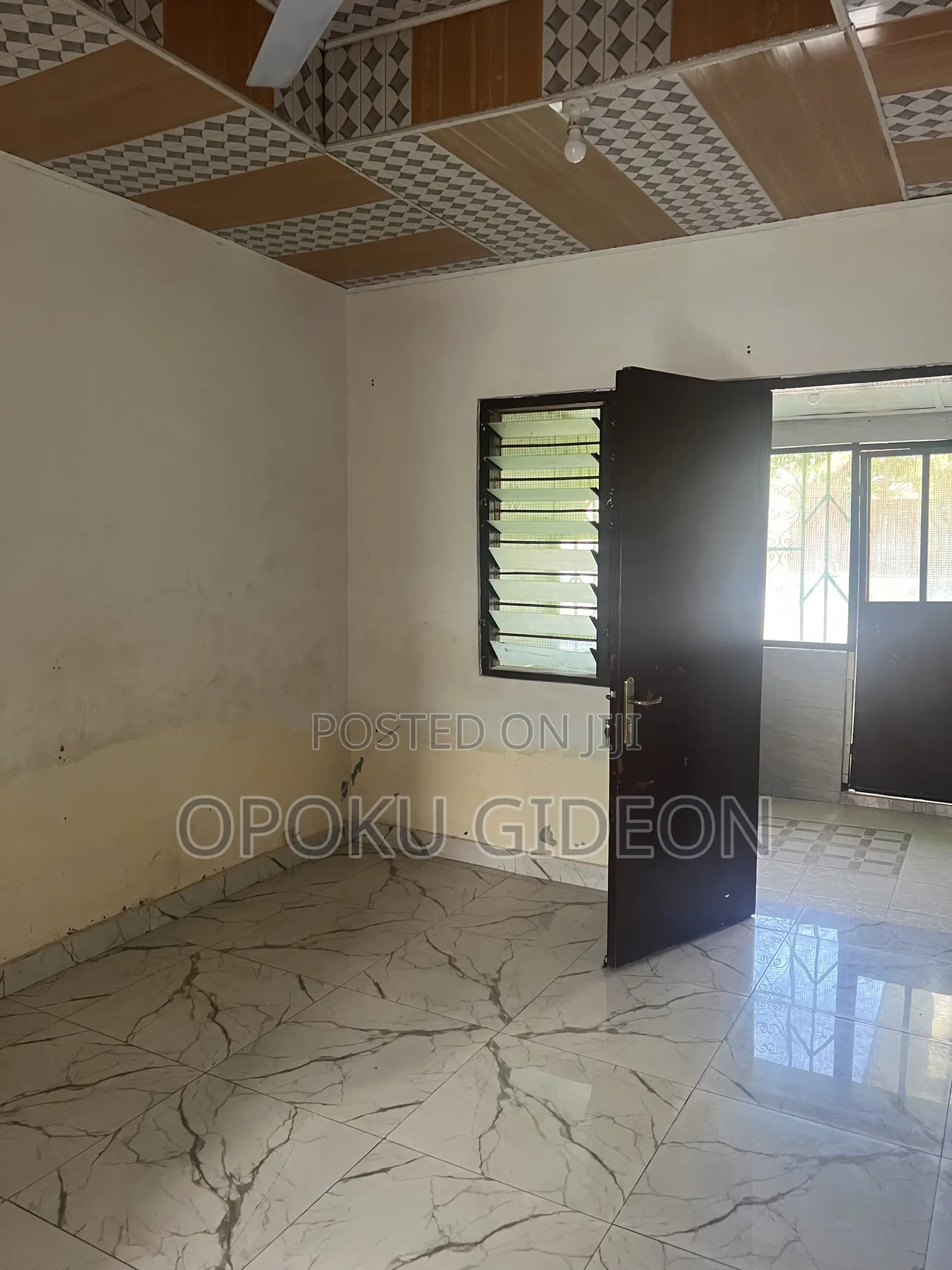 1bdrm Room & Parlour in Ablekuma, Olebu for rent